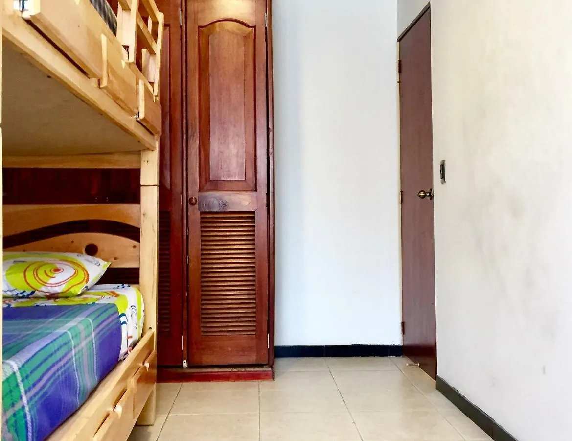 Lively Chapinero Albergue Bogotá Hostal